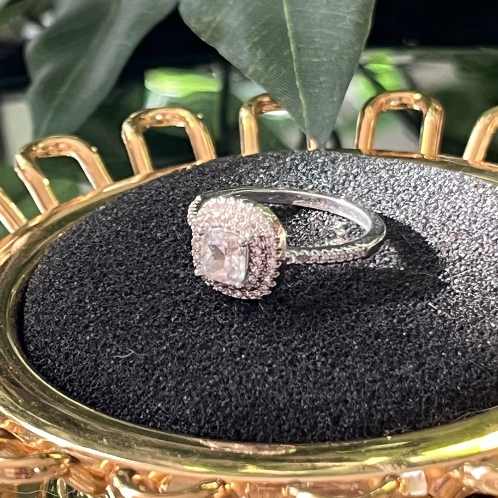 Dazzling 925 Silver Halo Ring